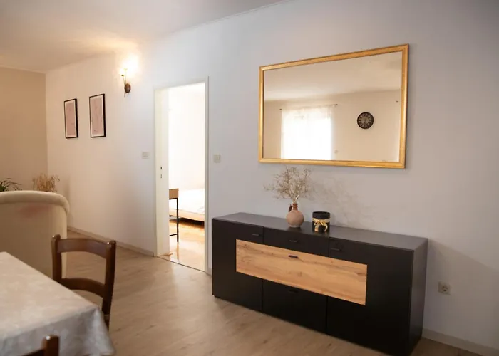 Jala Apartment *