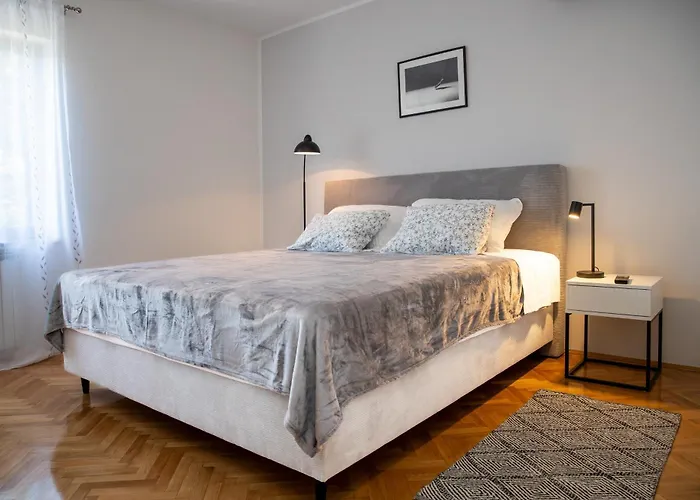 Apartment Jala *