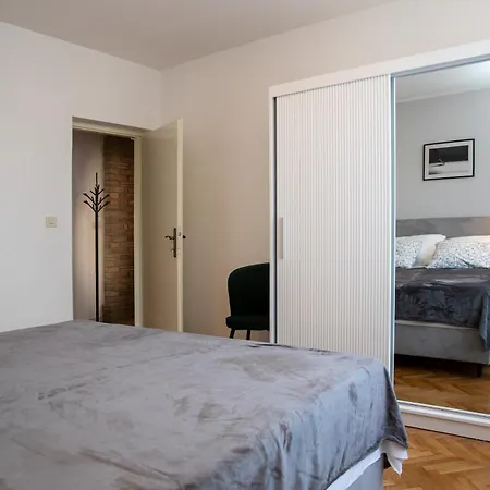 Apartment Jala