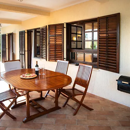 Apartment Jala